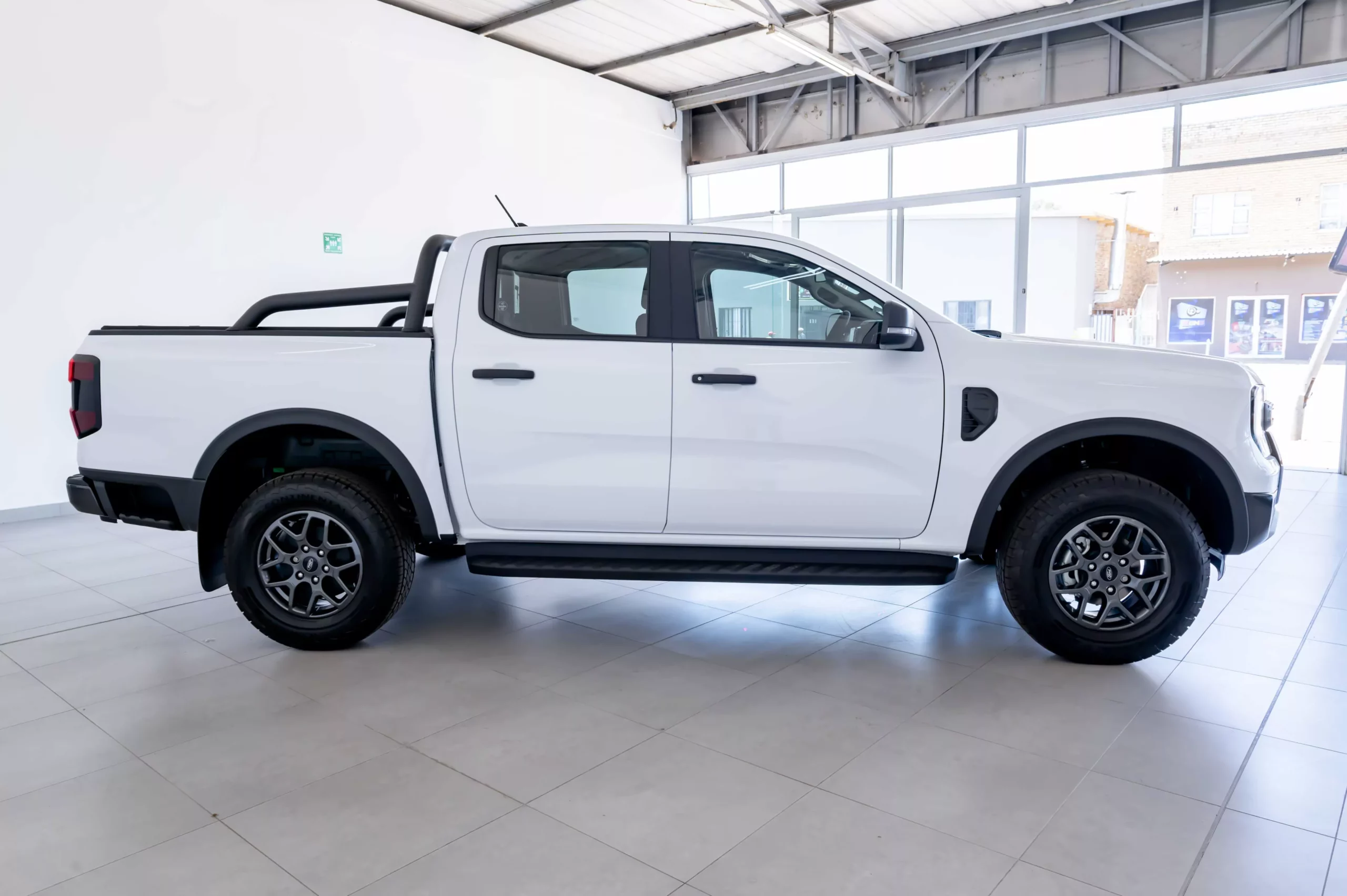 Vehicle Image for 3/3for Ford Ranger 2.0 SiT double cab XLT (automatic | diesel)