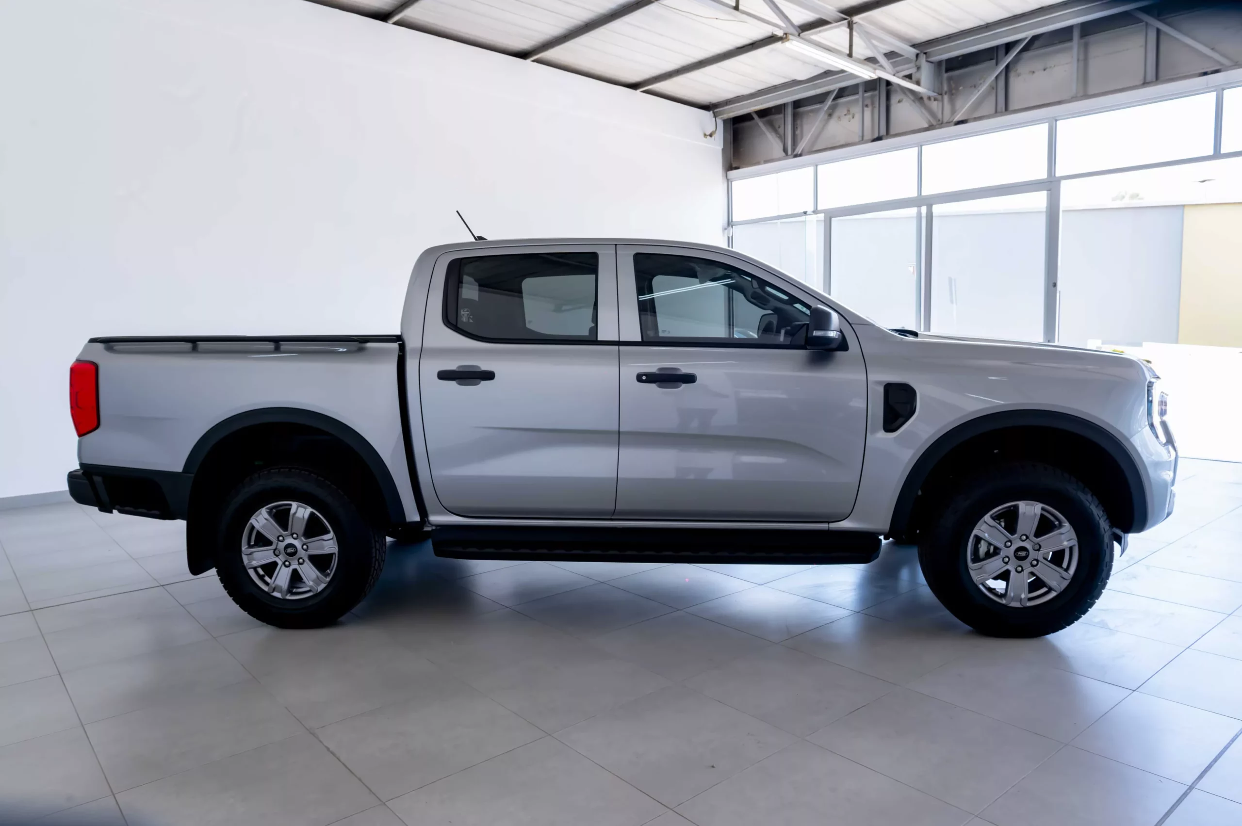 Vehicle Image for 2/3for Ford Ranger 2.0 SiT double cab XL auto (automatic | diesel)